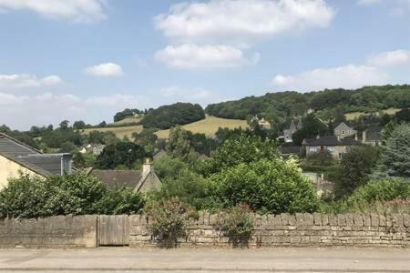 Skittles - Charming One Bedroom Apartment - Parking - Easy Access To Bath Box  Luaran gambar